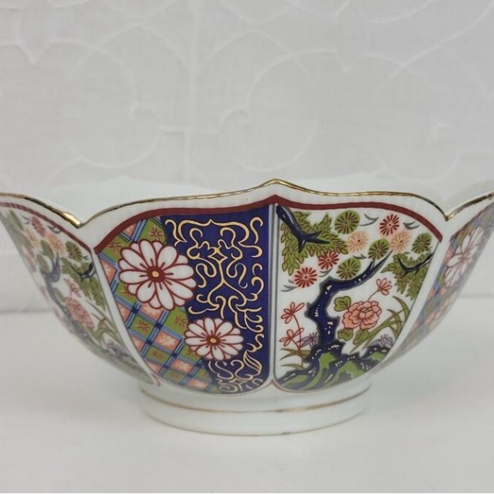 Elegant Imari Porcelain Bowl